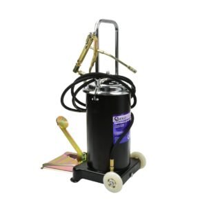 Kojinis tepalo siurblys, 15 L, su 4 m žarna ir pistoletu GEKO G01138
